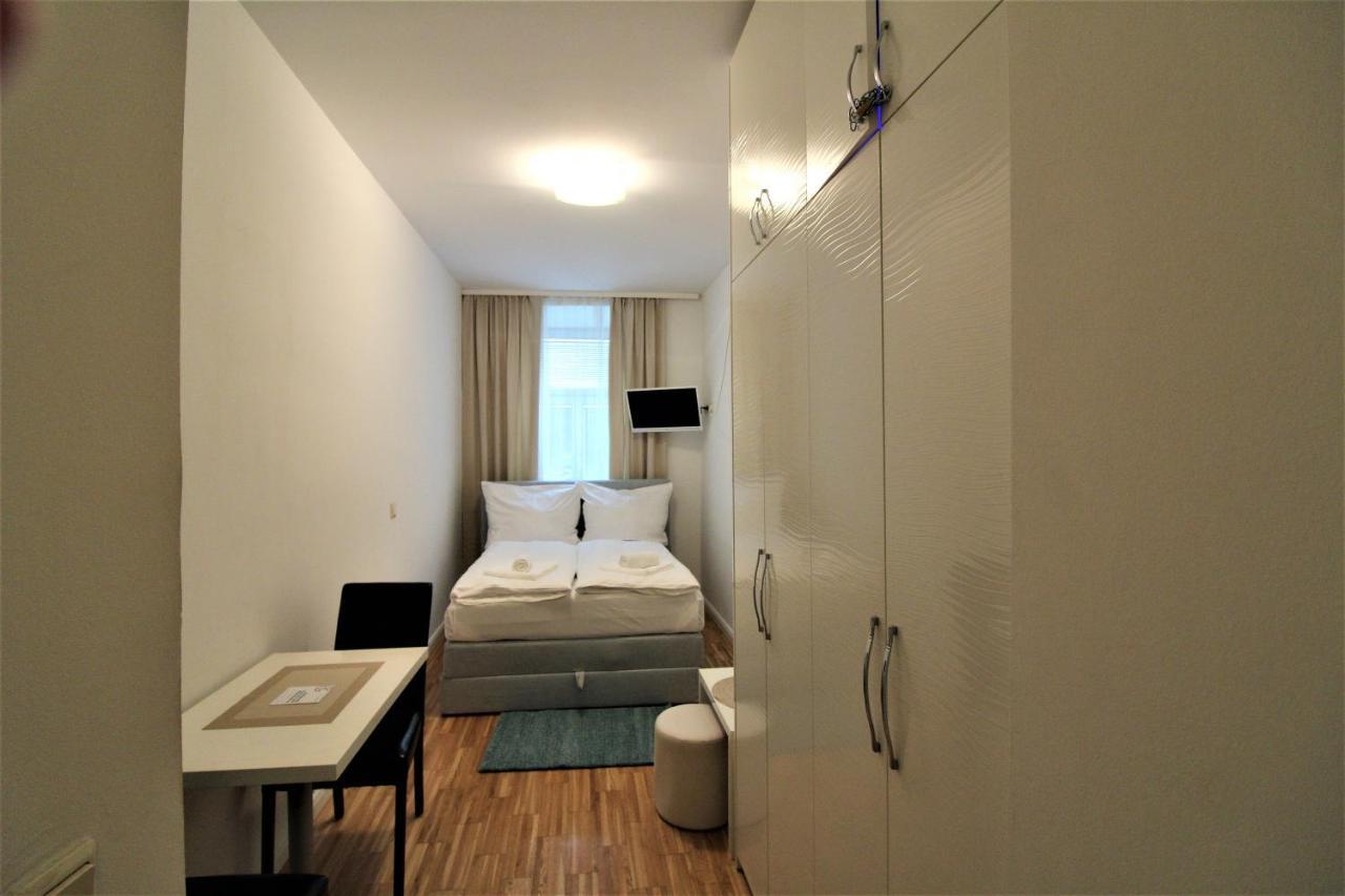 Small Studio Close To City Center เวียนนา ภายนอก รูปภาพ